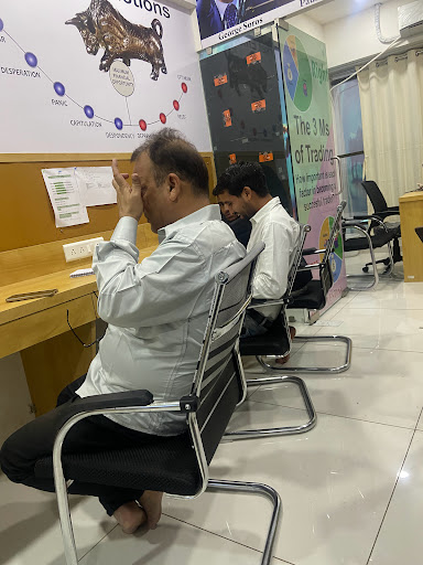 Wise Investing Gallery Event