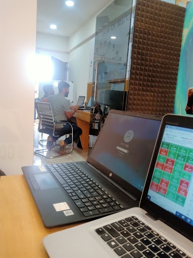 Wise Investing Gallery Event